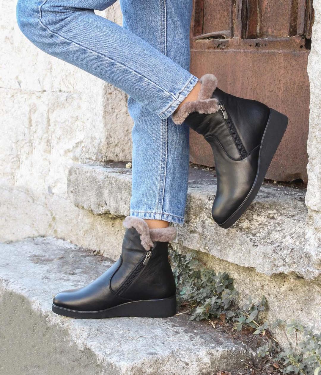 Genuine Leather Furry Black Woman Thick Base Boot 863KZA2053