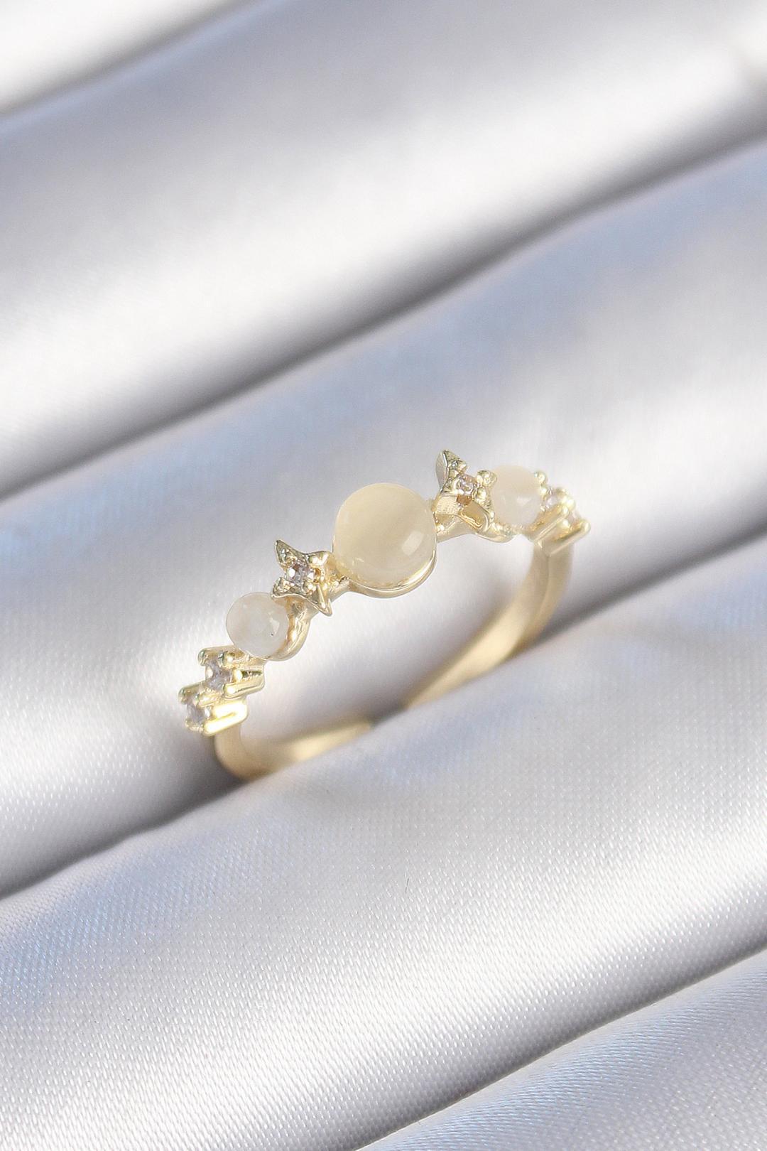 Female ring