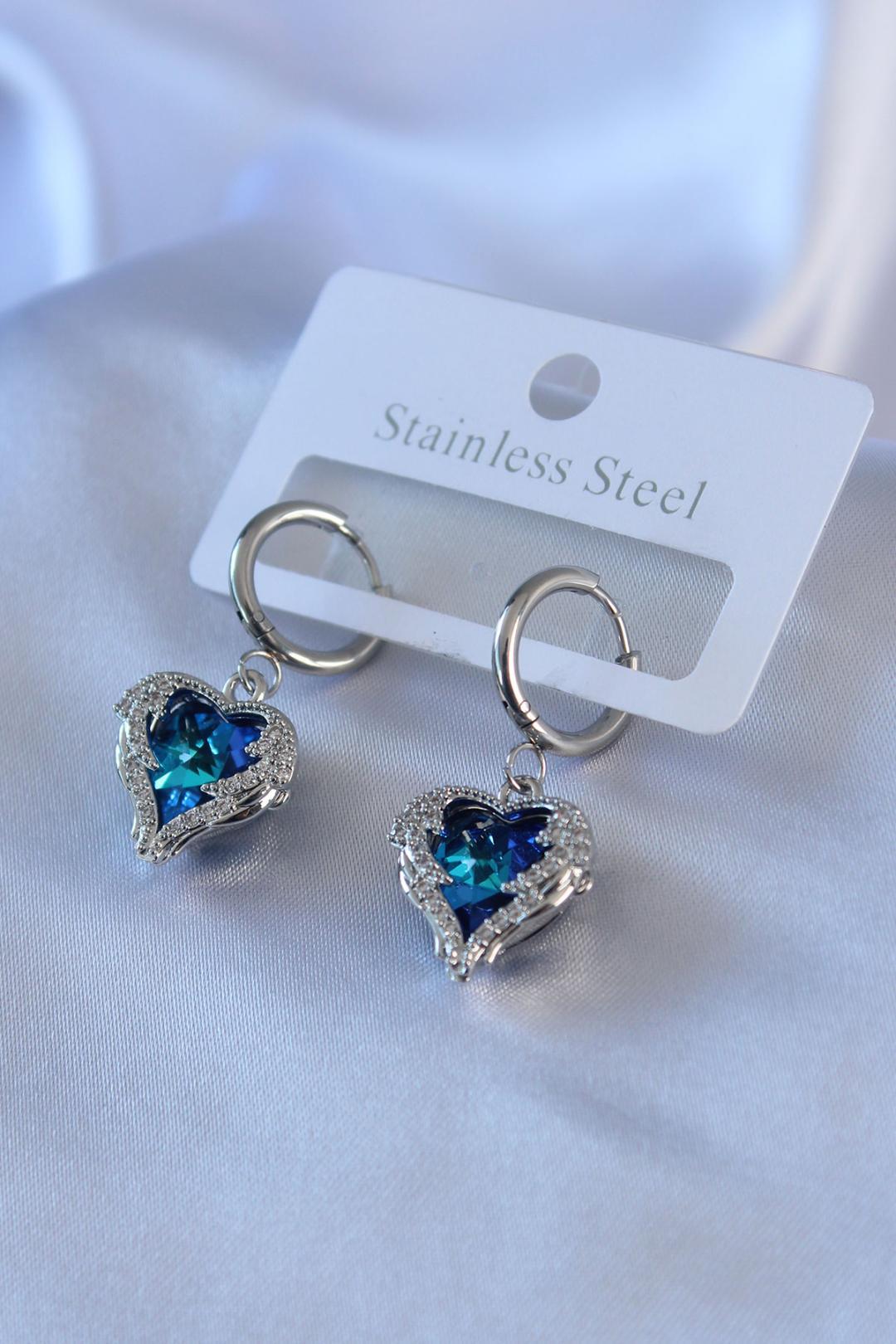 Woman earrings