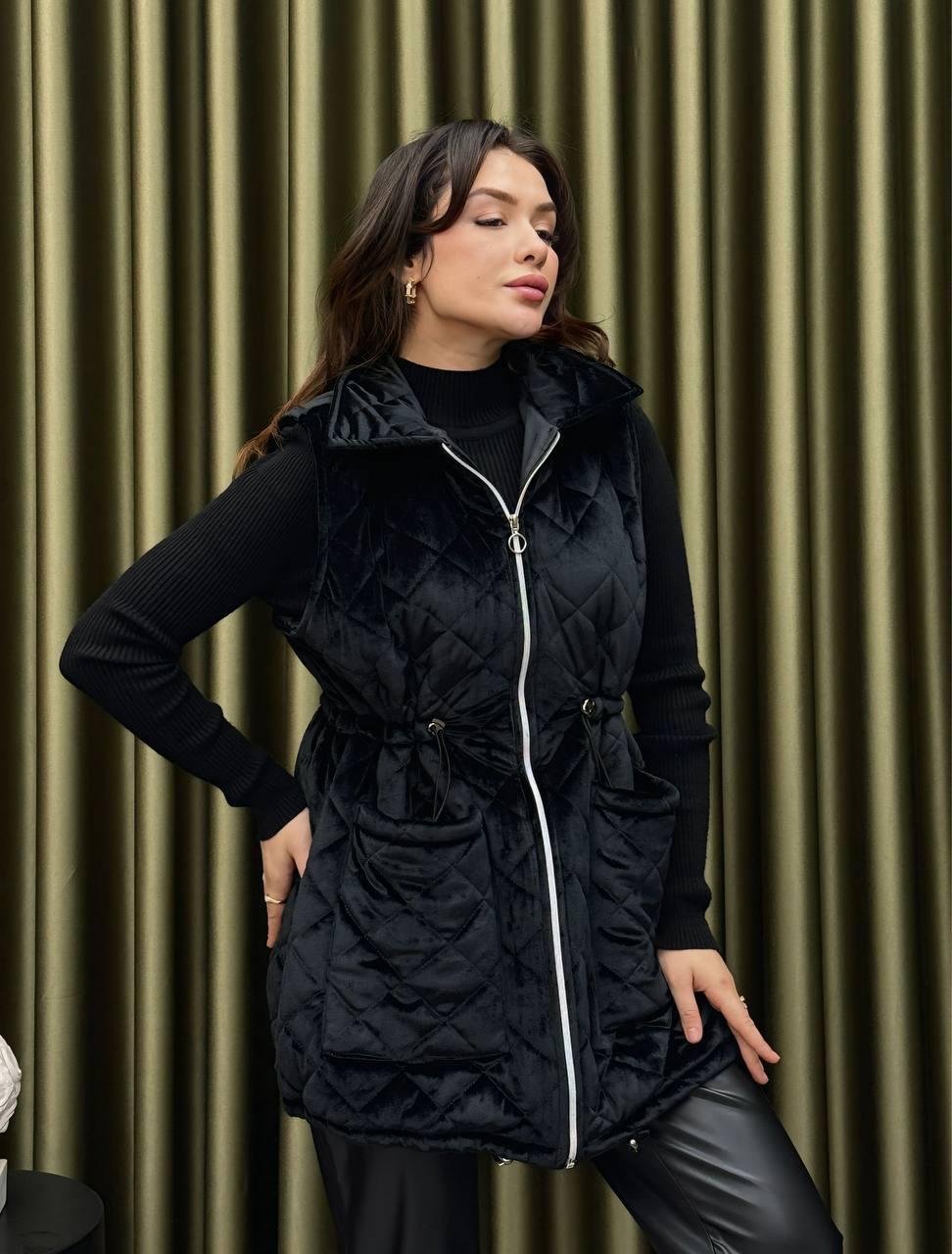 Стеганый жилет из бархата с ромбовидным узором