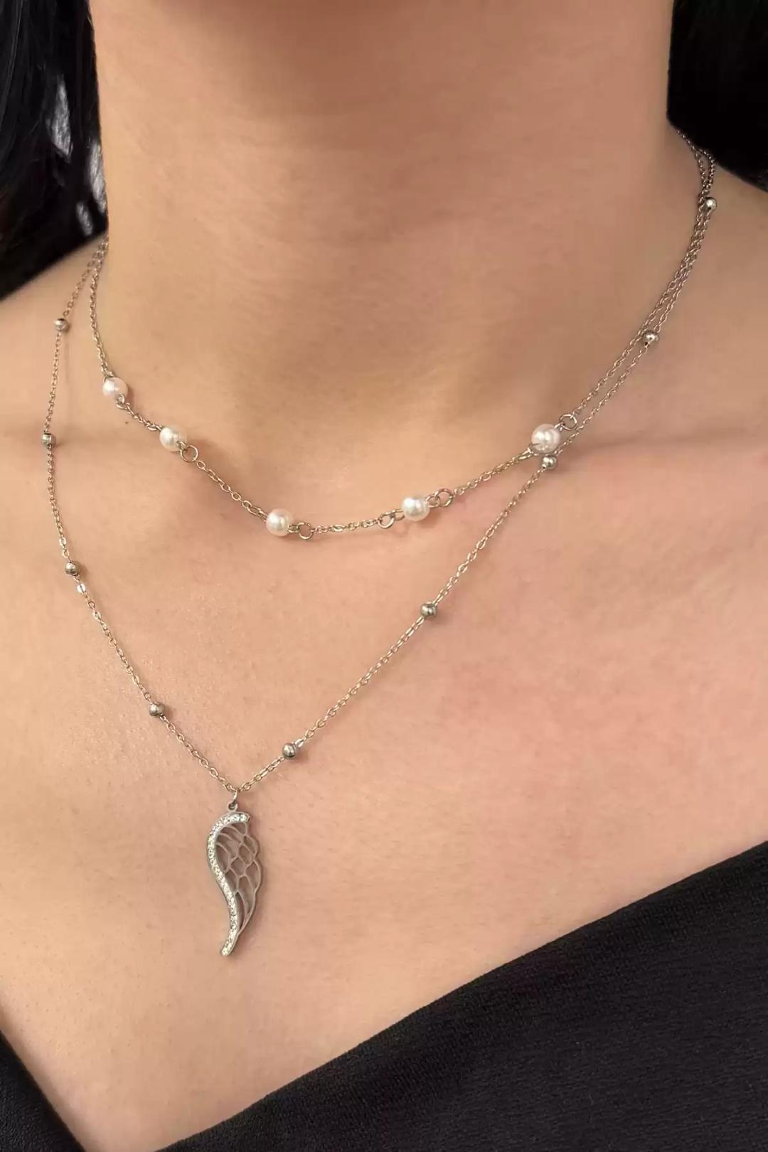 Women's necklace