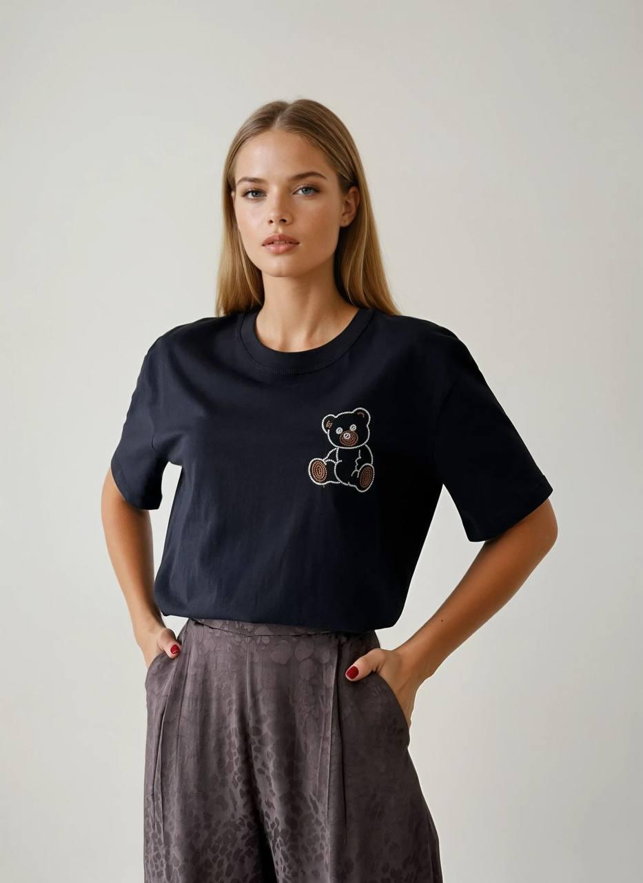 T-shirt with embroidered teddy bear