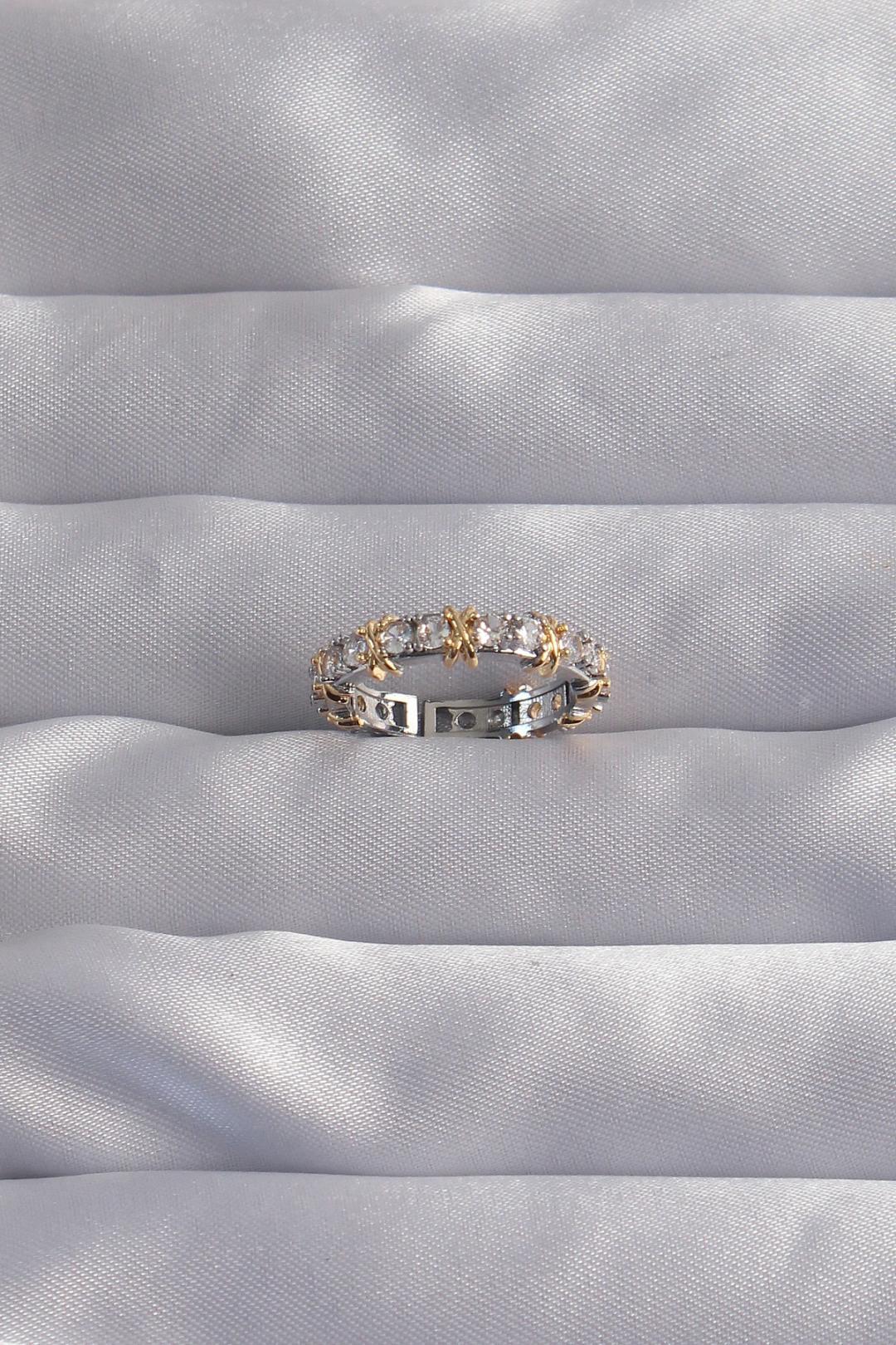 Female ring