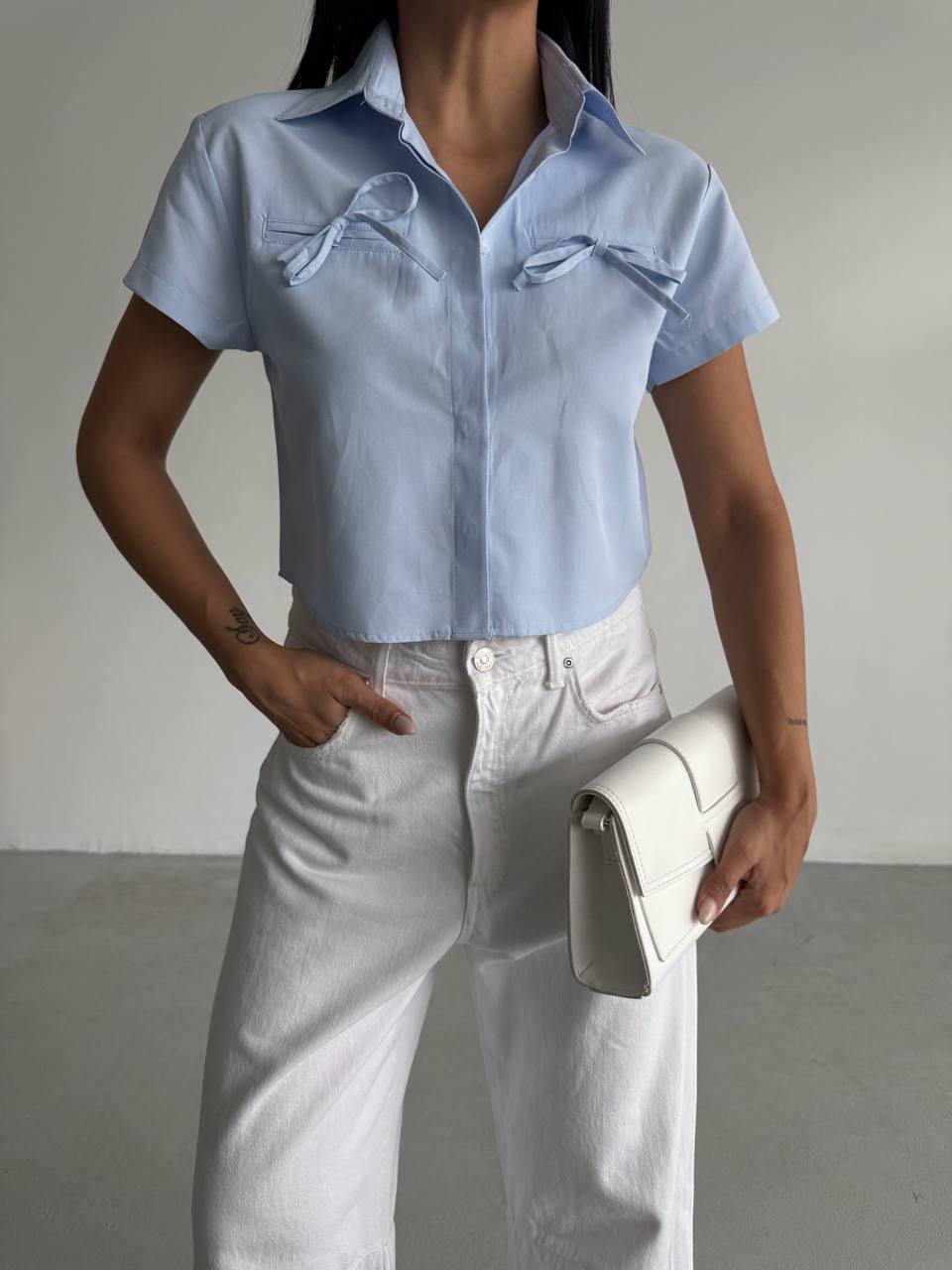 Crop shirt with bows