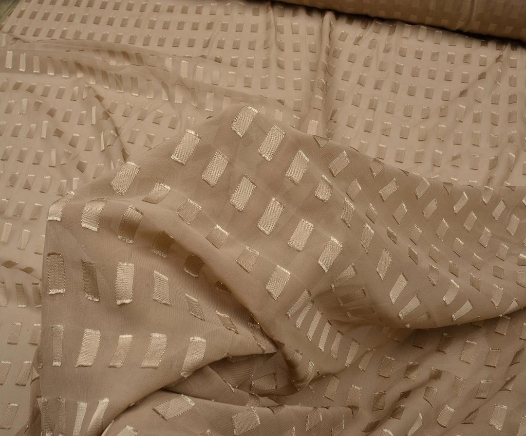 ШИФОНОВАЯ ТКАНЬ С КВАДРАТНЫМ РИСУНКОМ - БЕЖЕВЫЙ