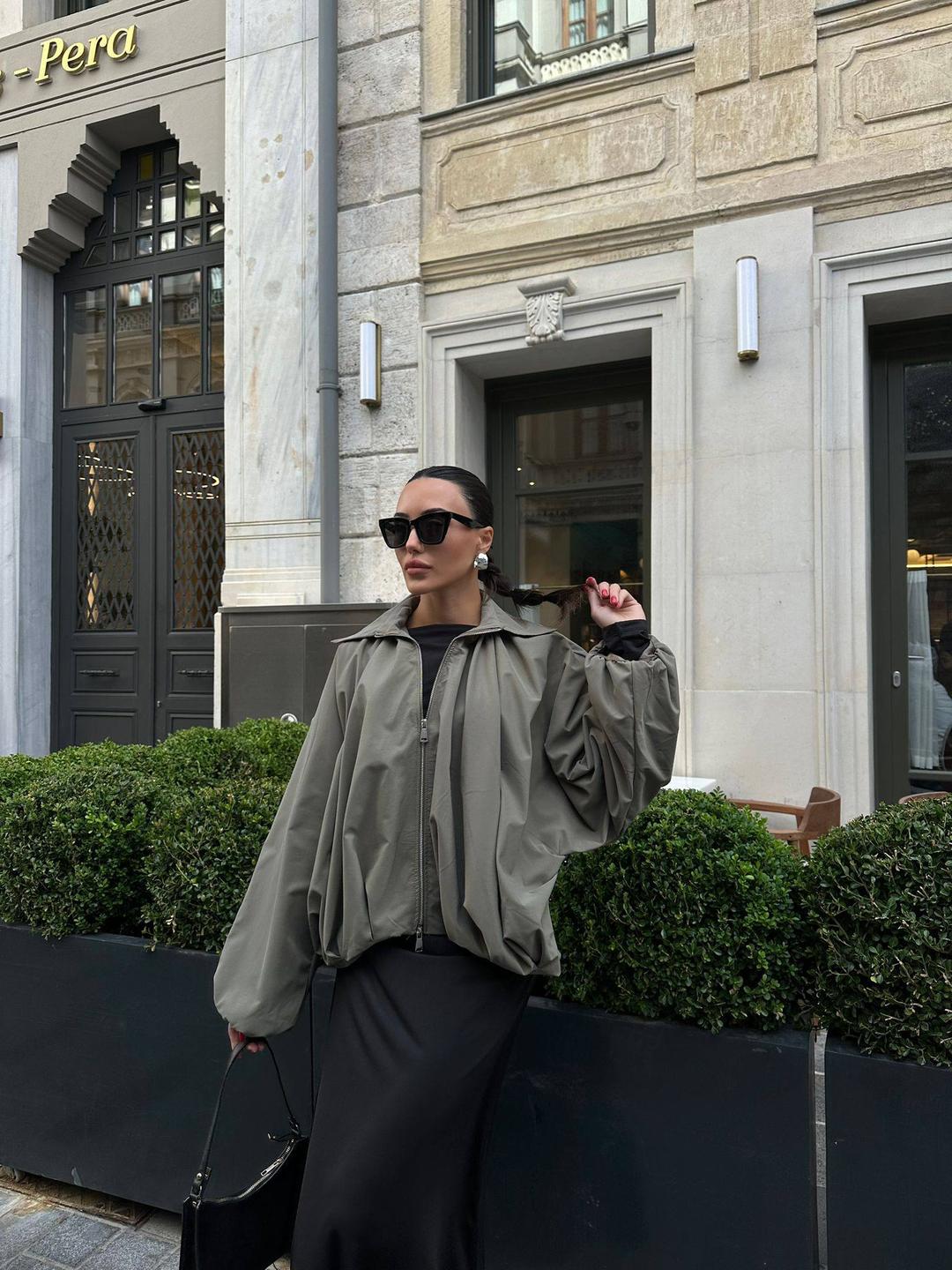 Büzgülü Oversize Bomber Ceket (Gathered Oversize Bomber Jacket)