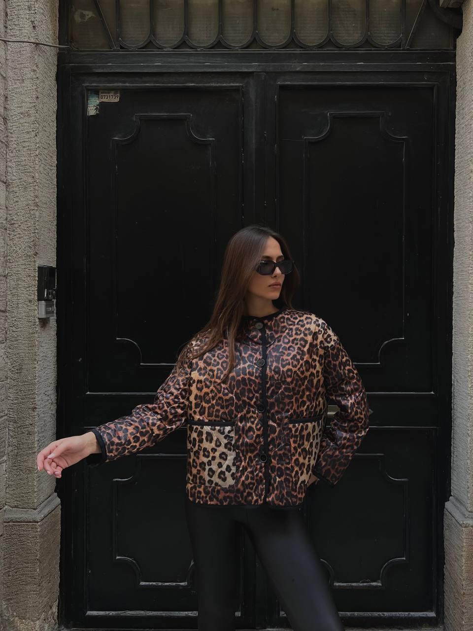 Leopar Desenli Suni Deri Ceket