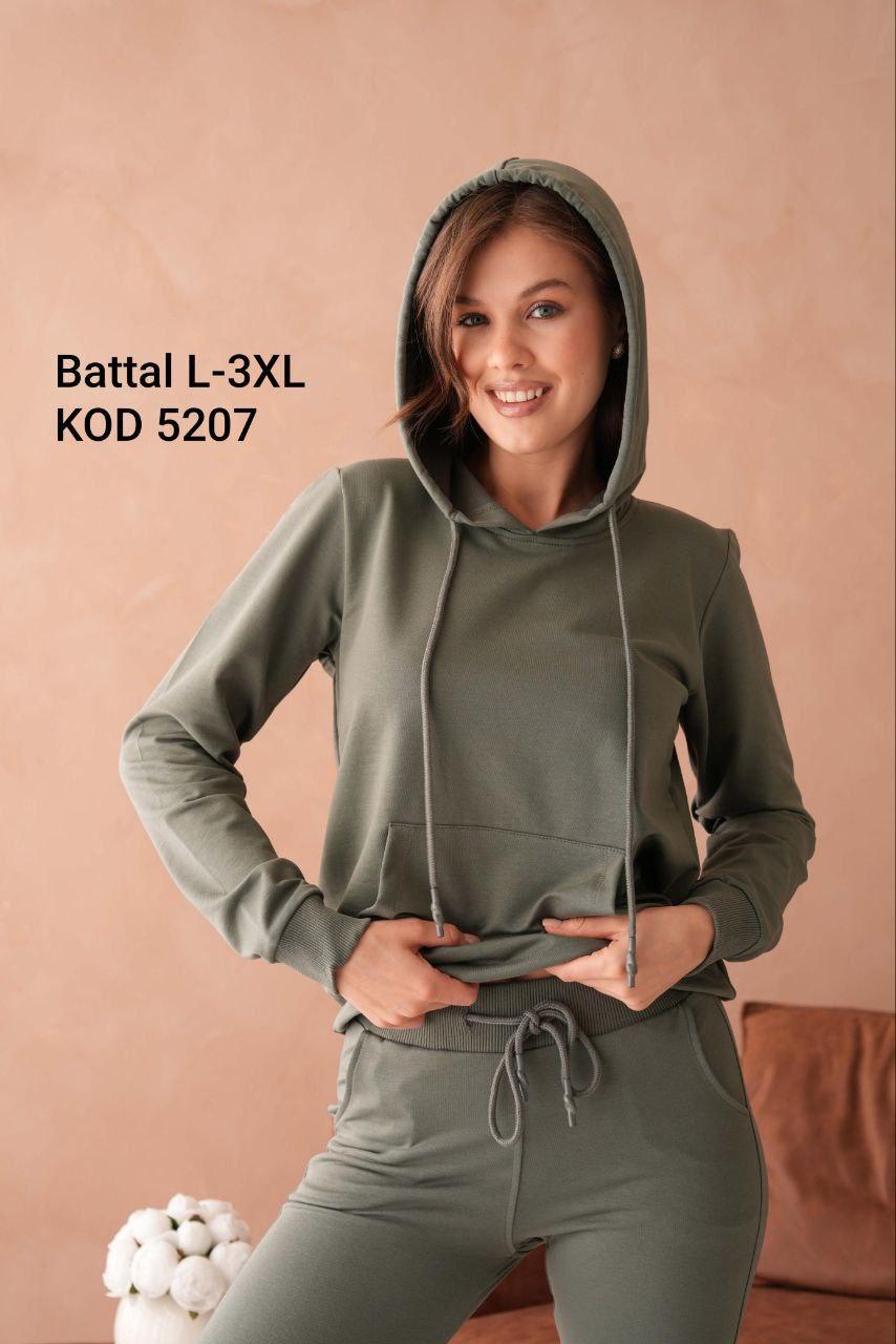 Kapüşonlu, Kanguru Cepli Sweatshirt ve İpli Eşofman Altından Oluşan Battal Boy İki Parça Takım
