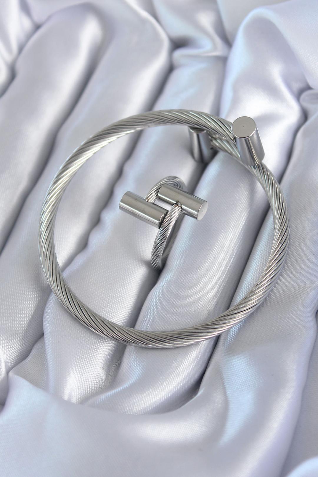 Male bracelet