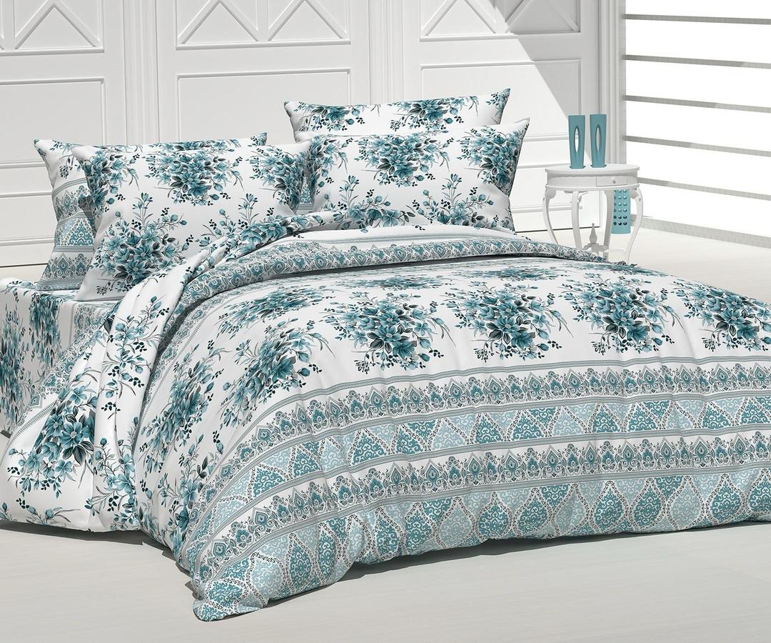 Bedding set for a double bed