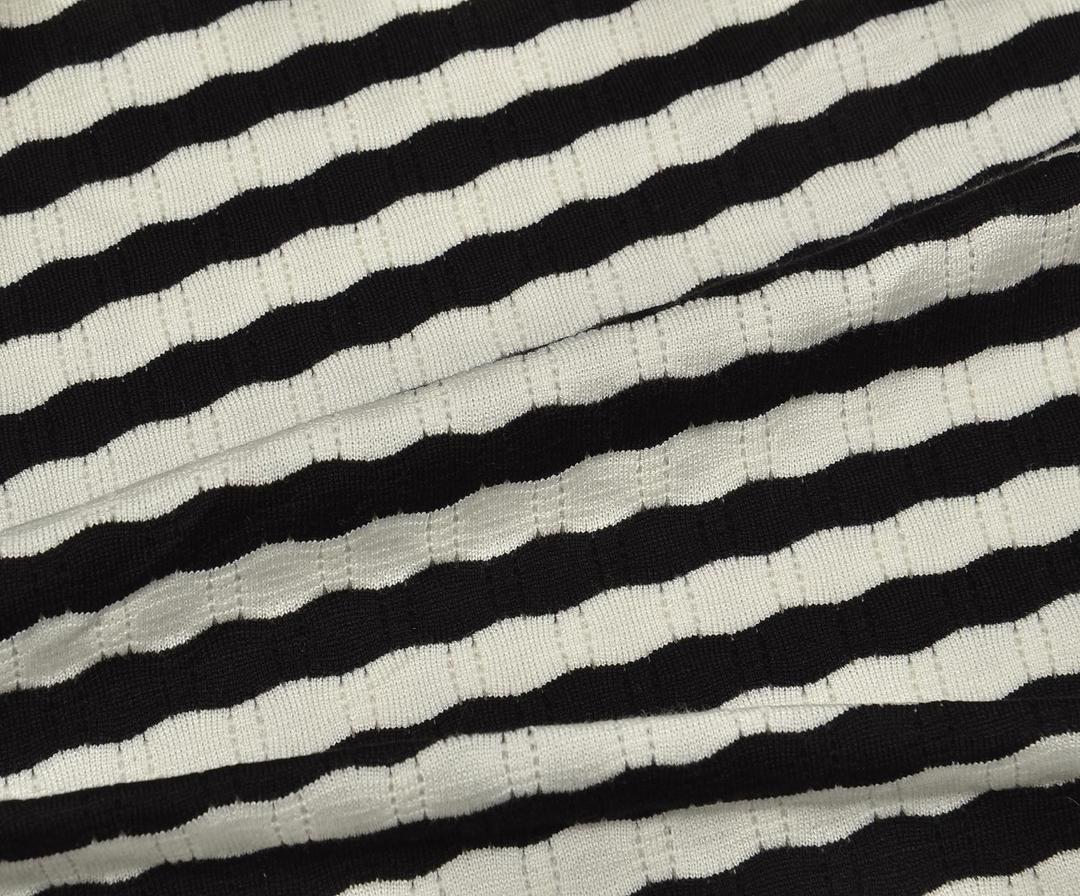 STRIPED KNIT FABRIC - BLACK
