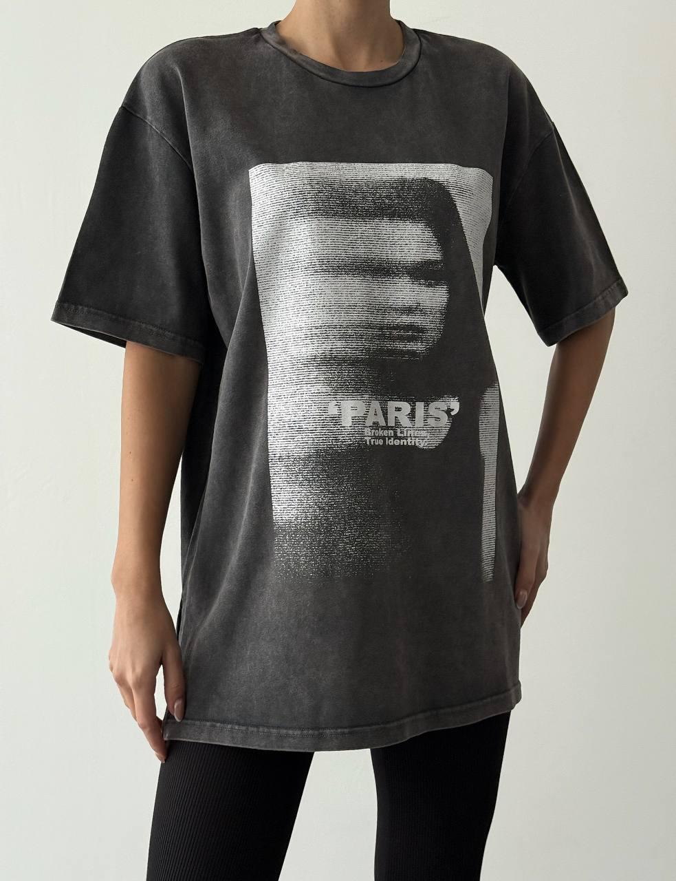 Черная футболка оверсайз с принтом и эффектом кислотной стирки