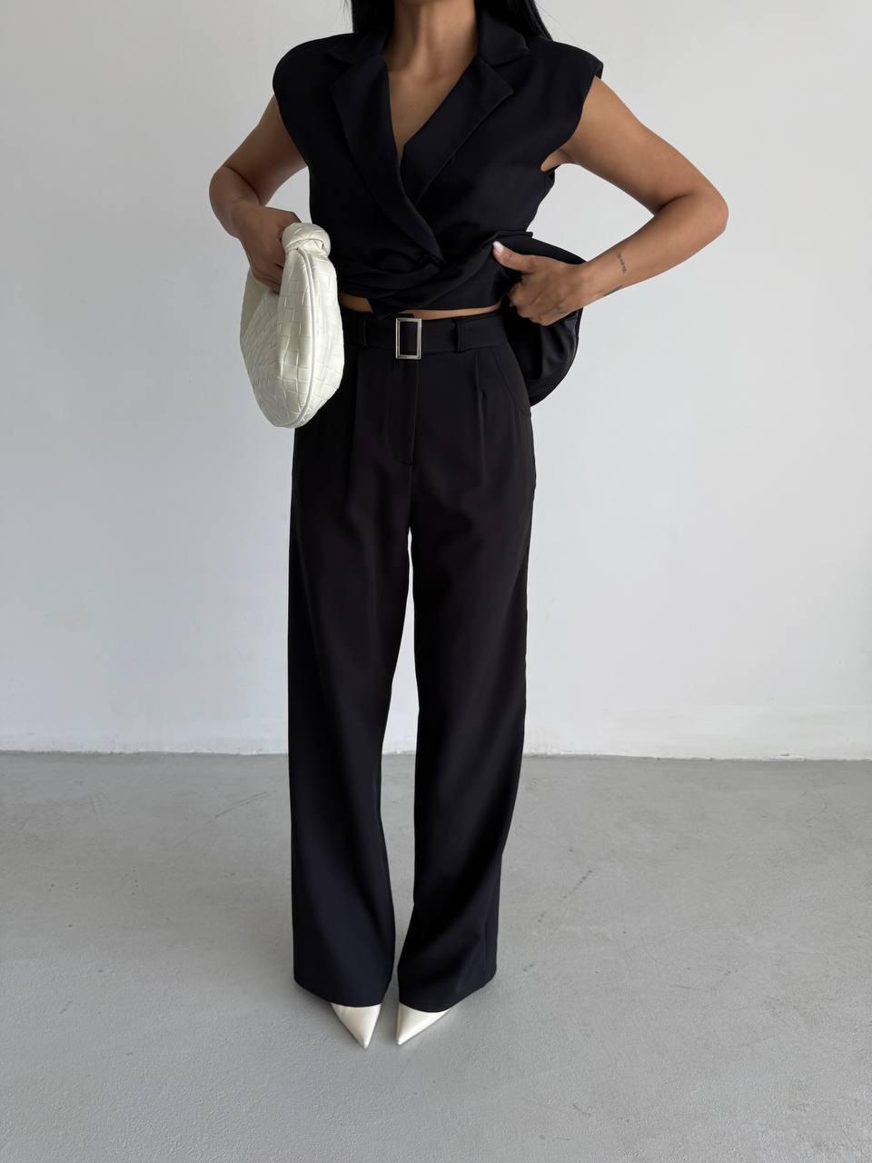 Summer triple suit with vest