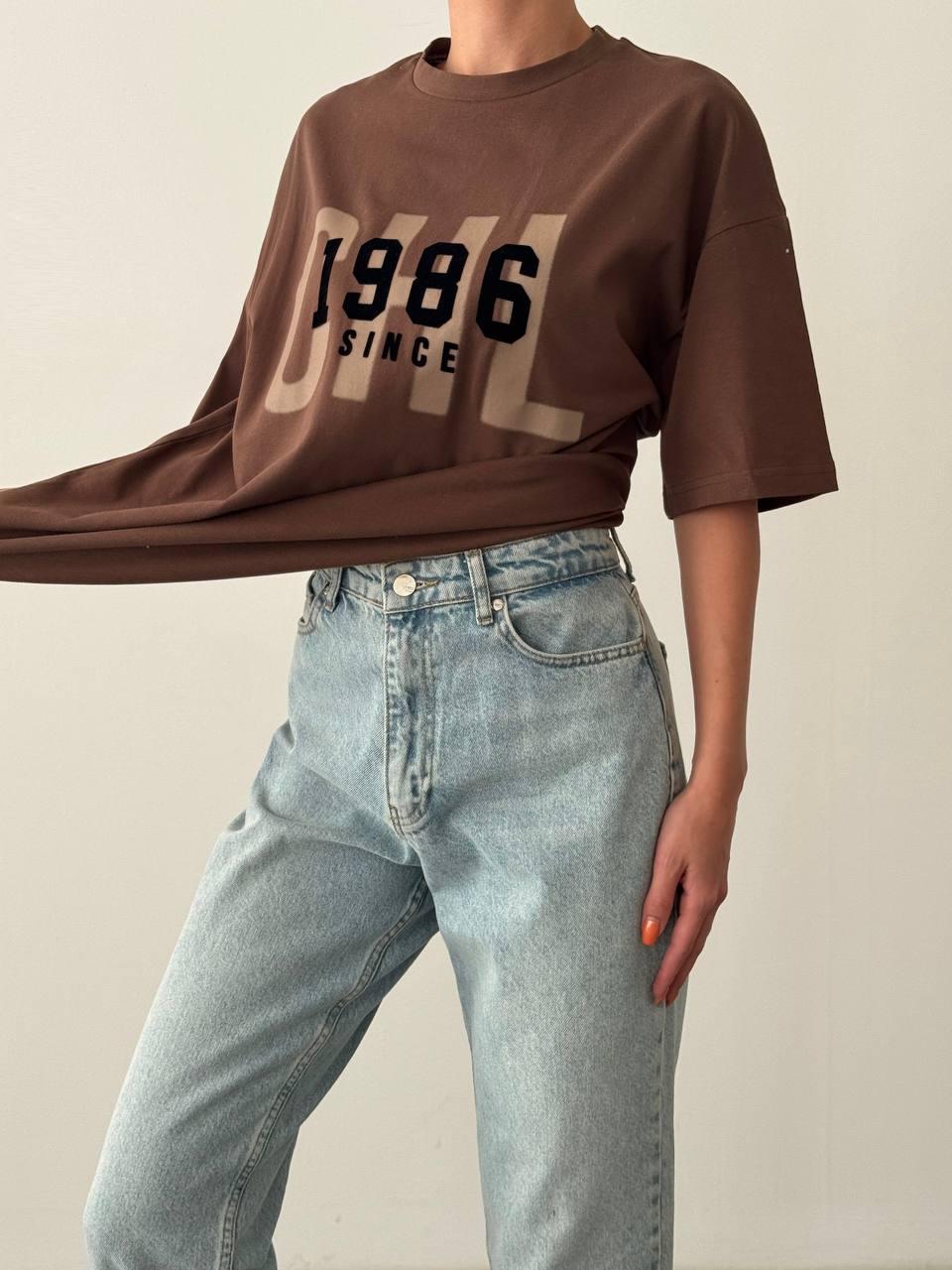 Большой размер (Oversize) коричневая толстовка/футболка с принтом (детали 1986)