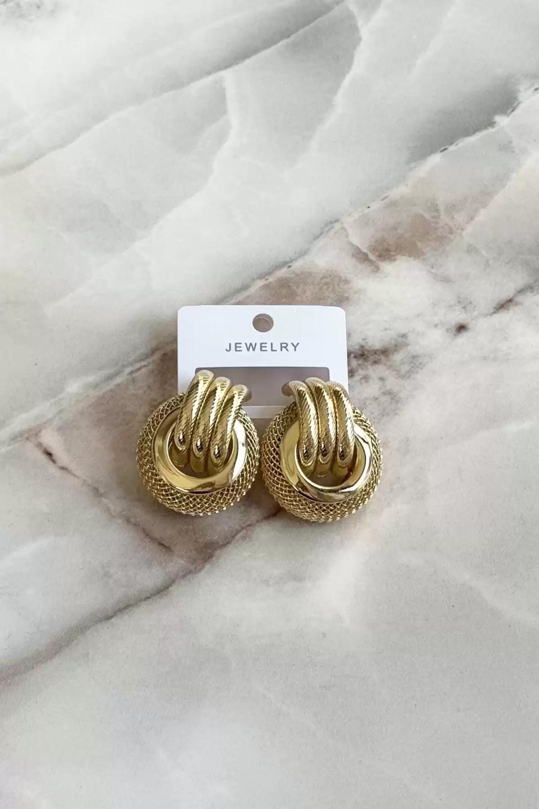 Woman earrings