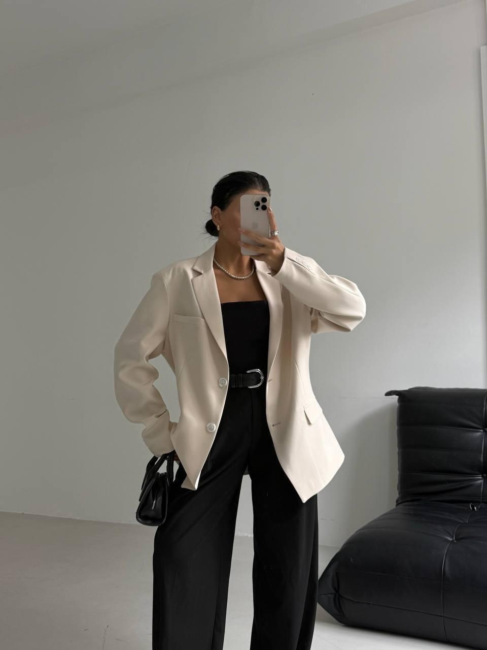 Button-up oversized jacket