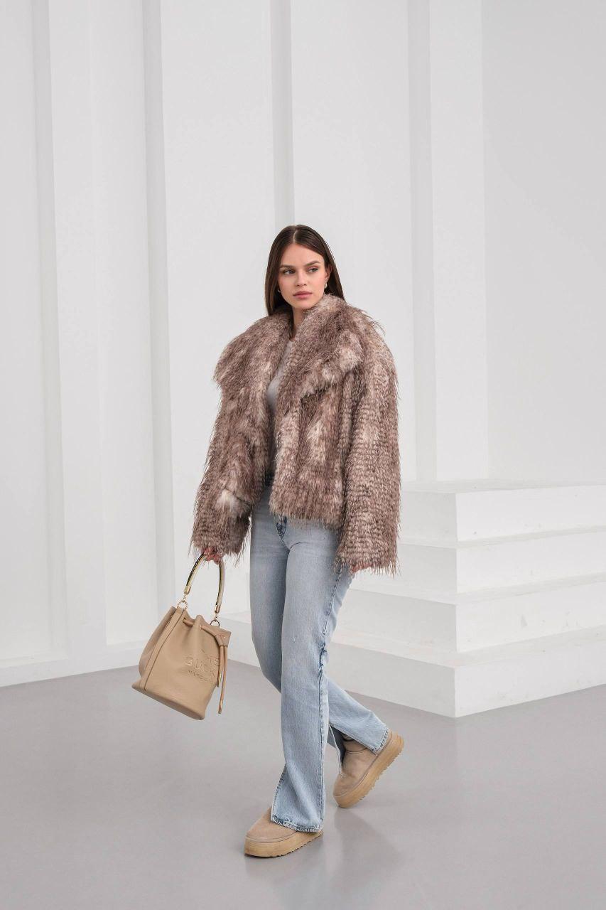 🧥 Short Cut Striped Faux Fur