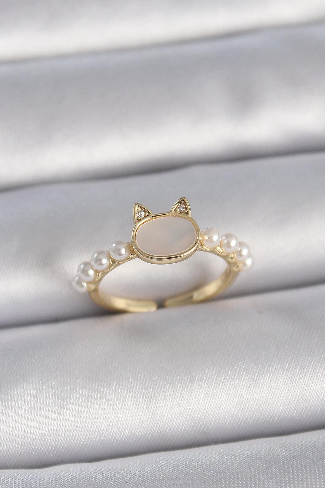 Female ring
