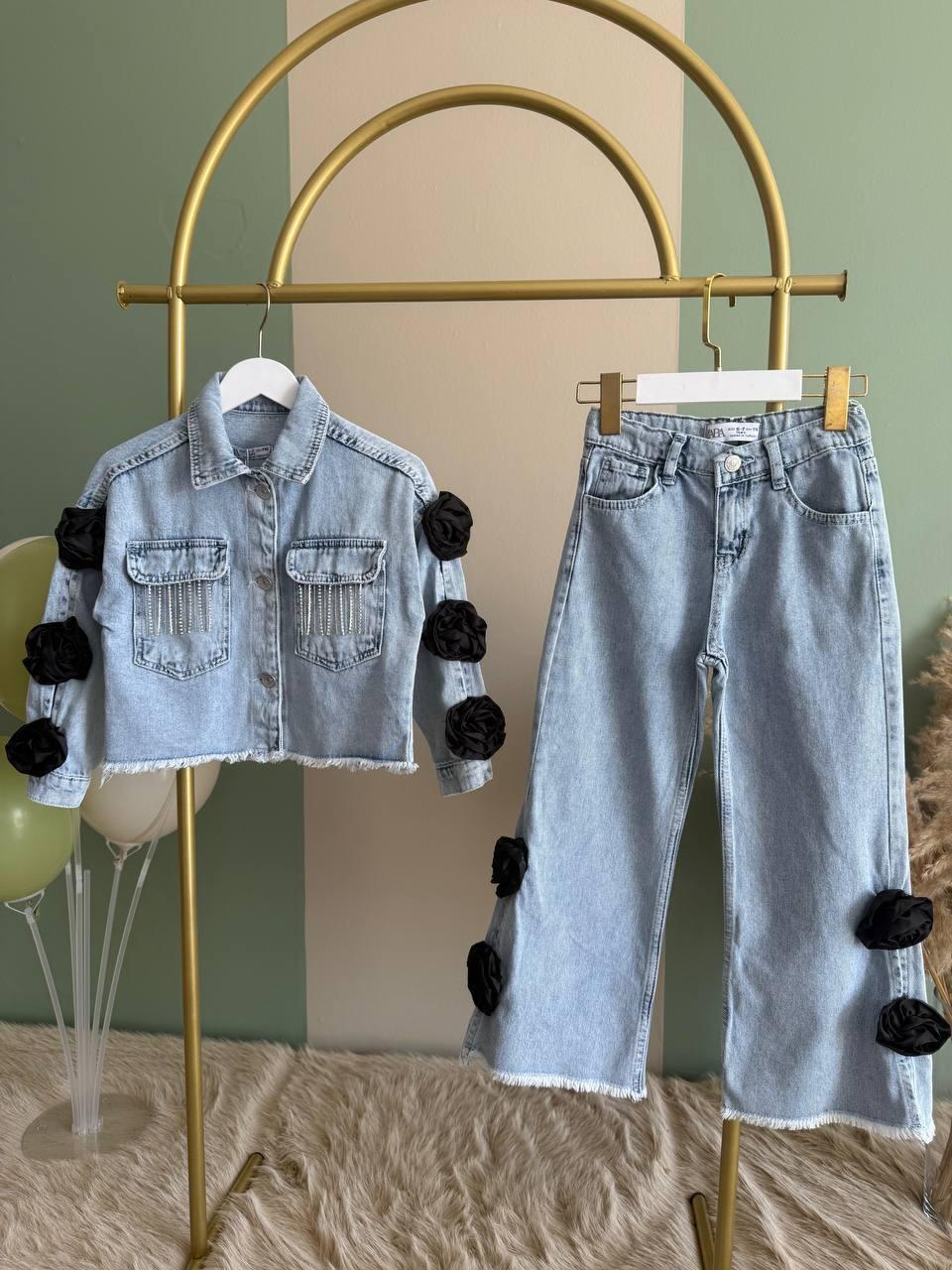 Siyah Gül Detaylı Püsküllü Açık Mavi Jean Ceket ve Wide Leg Pantolon Takımı