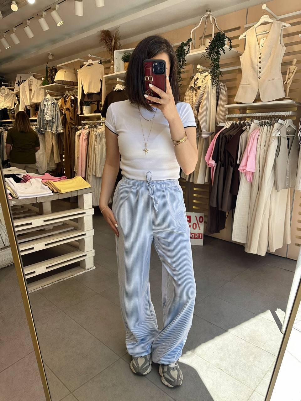 Women's cotton pants with decorative stitching