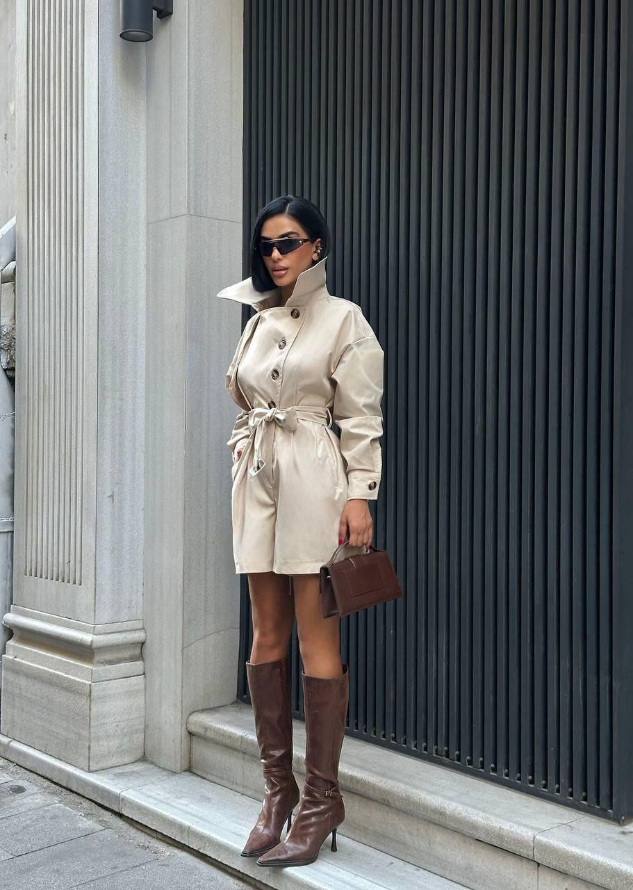 Осенняя элегантность: комбинезон и сапоги