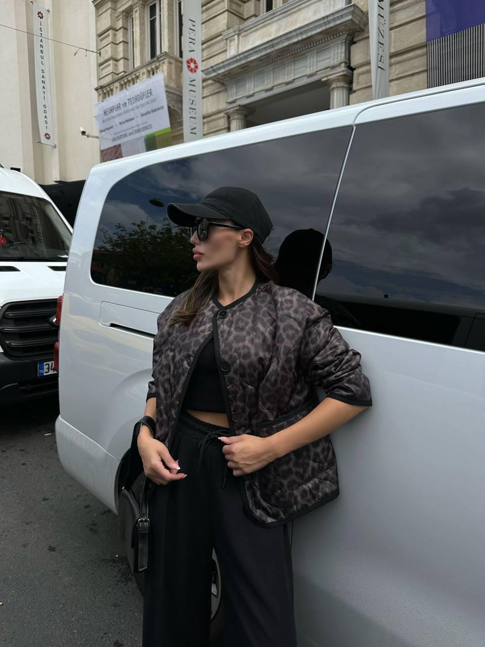 Leopar Desenli Kapitone Bomber Ceket