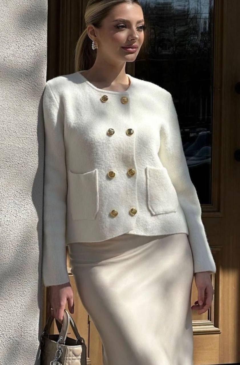 Ecru/Cream Gold Buttoned Cropped Jacket