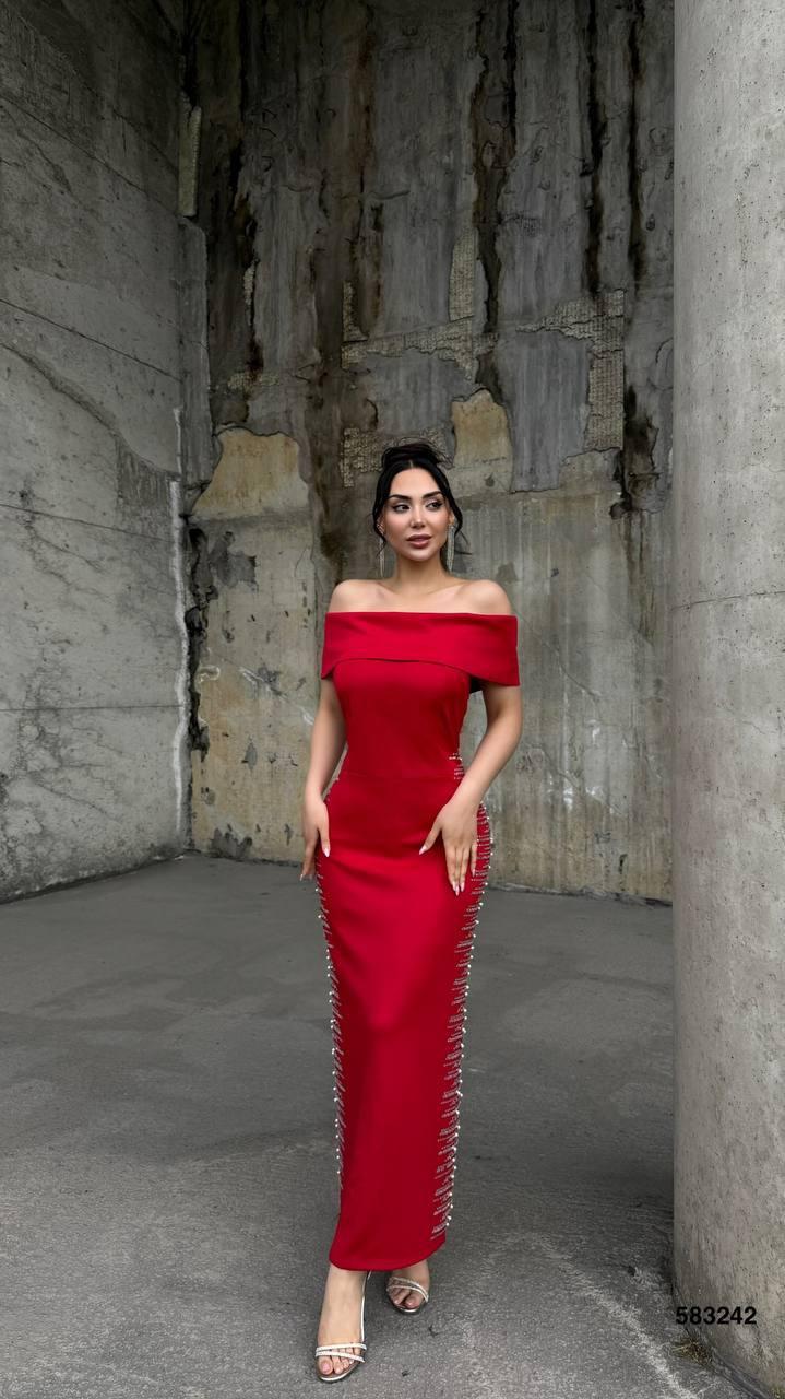 Evening dress with open shoulders and rhinestones