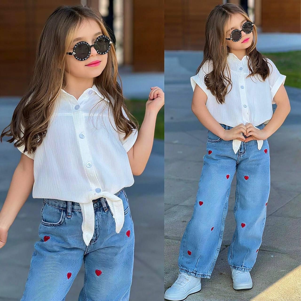 Elegance and Love Together: Heart-Detailed Girls' Outfit