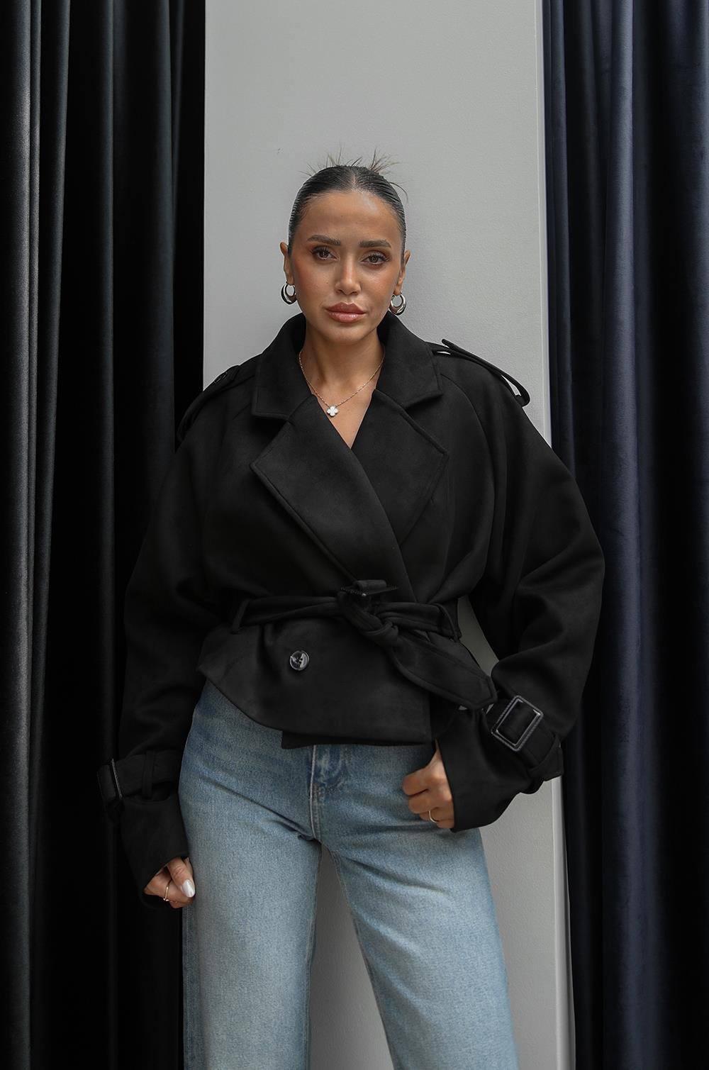 Черный укороченный тренч из искусственной замши