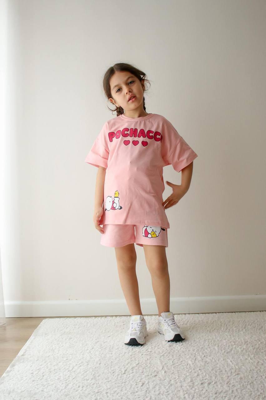 Elegance and Comfort Together: Girls' Costume Collection