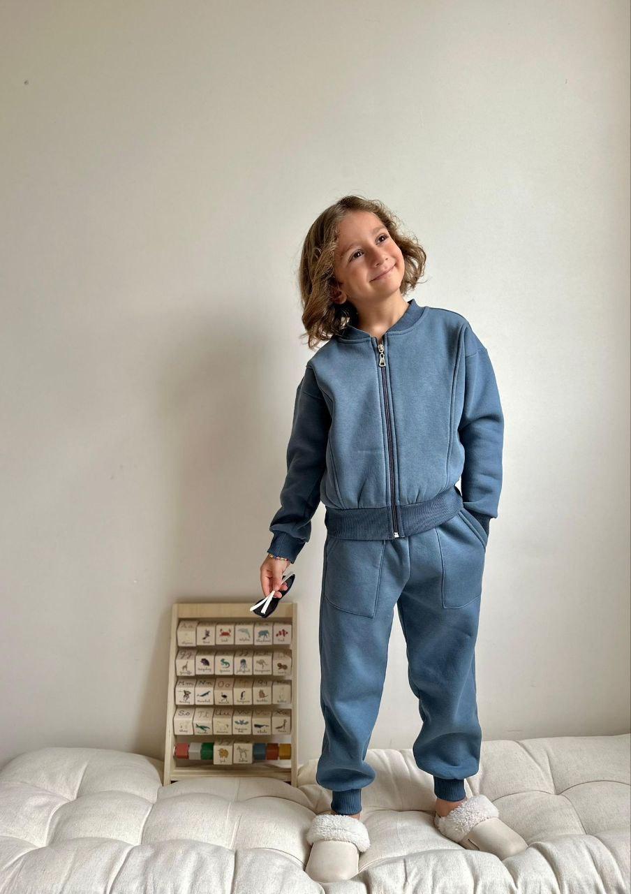 🧸 Cozy and Stylish Kids' Tracksuit Collection